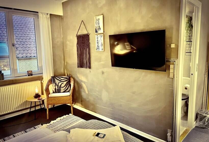 Quarto Estandar Individual, Gammel Havn