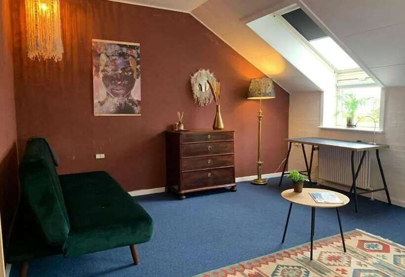 Семейный Номер, Gammel Havn