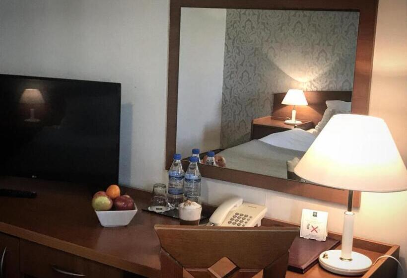 اتاق راحتی, Gromada Radom Centrum