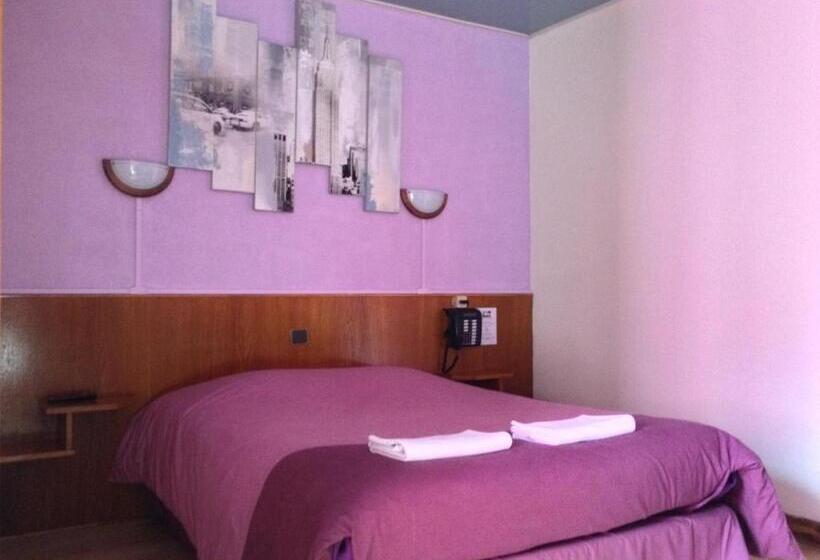 스탠다드 룸, Hôtel Des Alliés