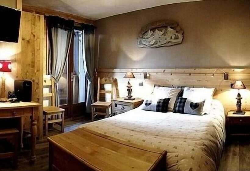 Номер Стандарт, Logis Hôtel Les Ancolies