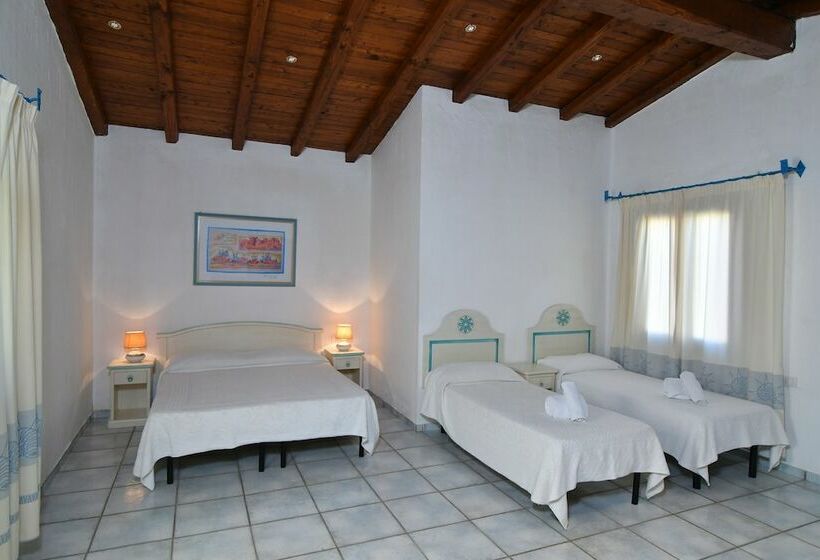Семейный Номер, Li Suari Club Village