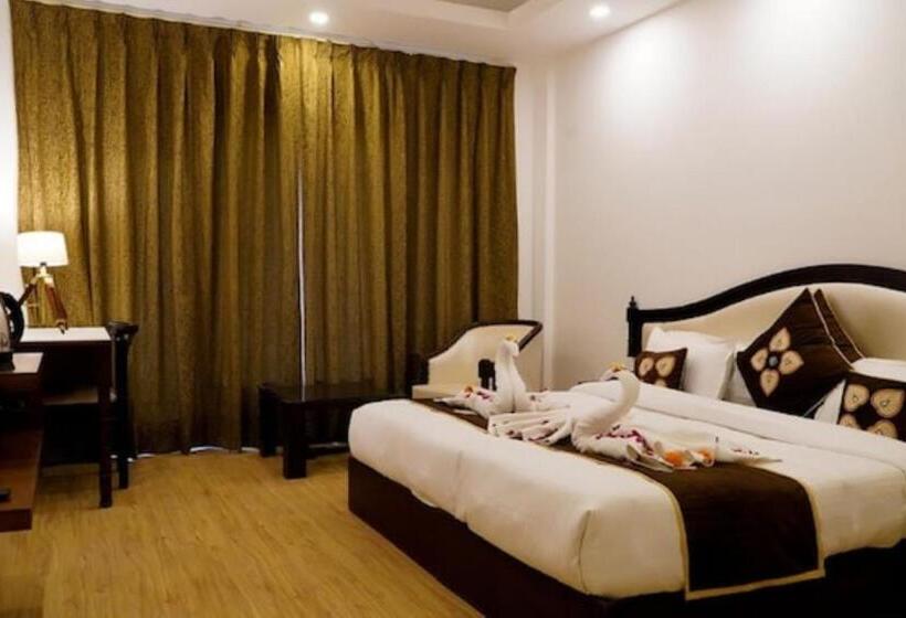 Номер Deluxe Кровать Кинг, Shivalik Hills Mussoorie