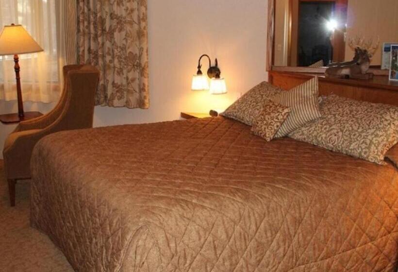 Suite, Getaways At Snow Lake Lodge