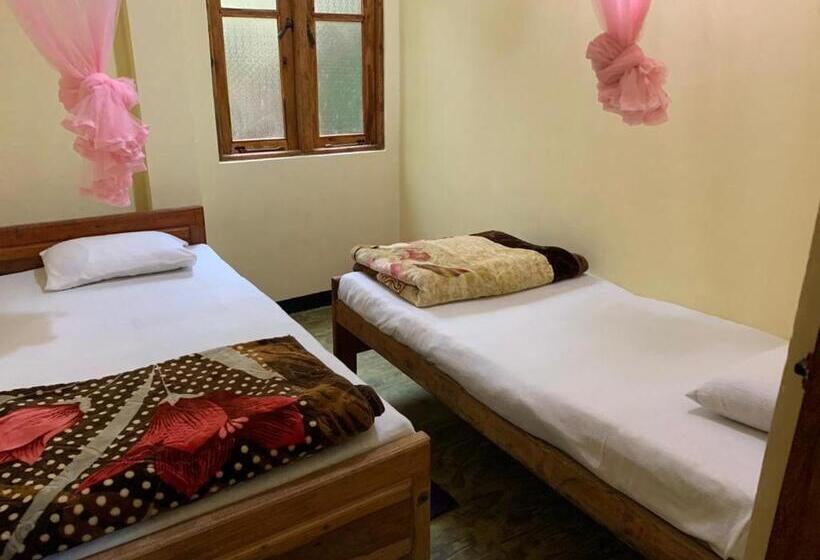 Номер Economy, Hello Super Hostel