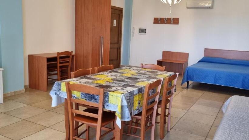 Апартаменты 2 Спальни, Catona House