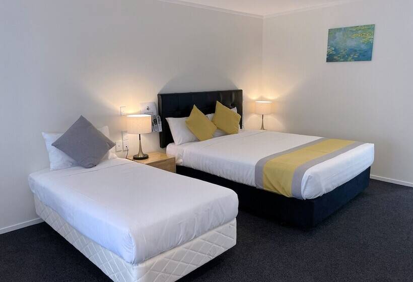 デラックススタジオ, Royal Park Lodge