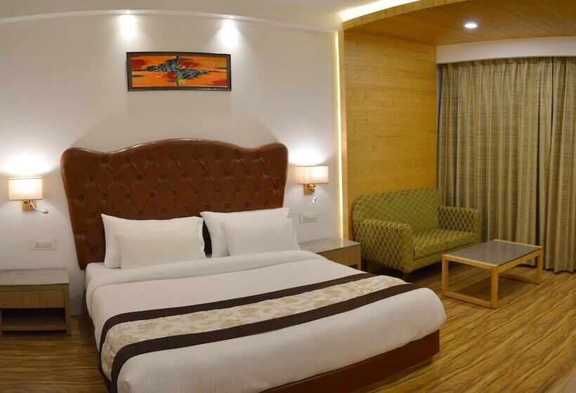 프레지덴셜 스위트, The Orchard Greens Resort   A Centrally Heated Property