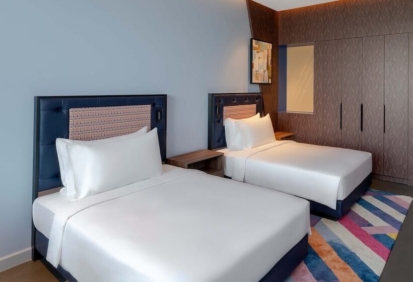 Номер Стандарт, Hyatt Centric Jumeirah Dubai