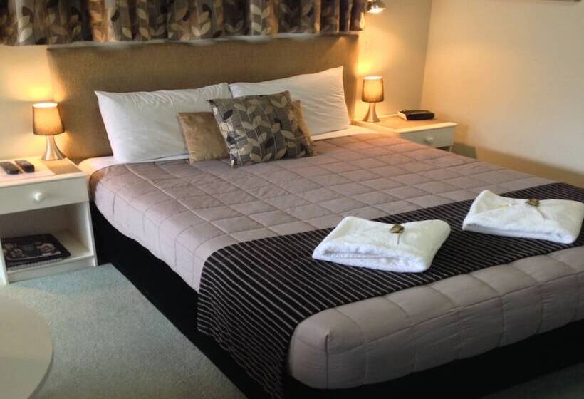 Студия Стандарт, Aalton Motel