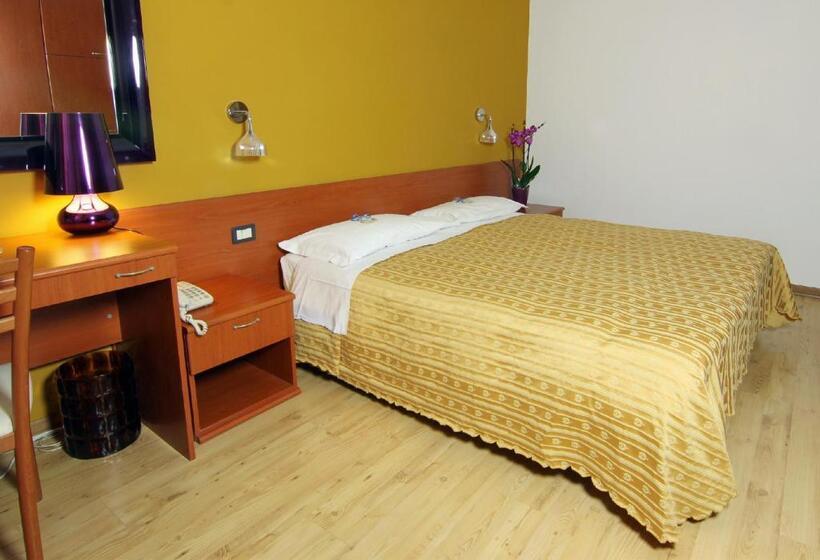 اتاق استاندارد, Albergo Al Viale
