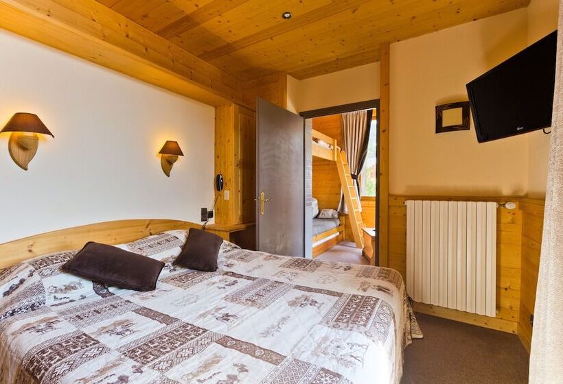 اتاق استاندارد چهار تخته, Logis Hotel & Spa Beau Site