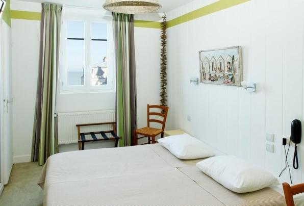 Номер Стандартный с Видом, The Originals Boutique, Hôtel La Villa Marine, Le Tréport