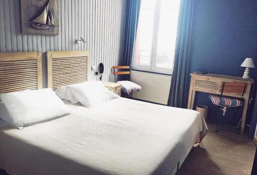 Номер бизнес-класса, The Originals Boutique, Hôtel La Villa Marine, Le Tréport