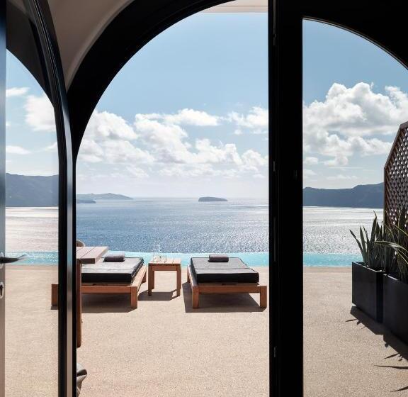Полулюкс, Olvos Luxury Suites