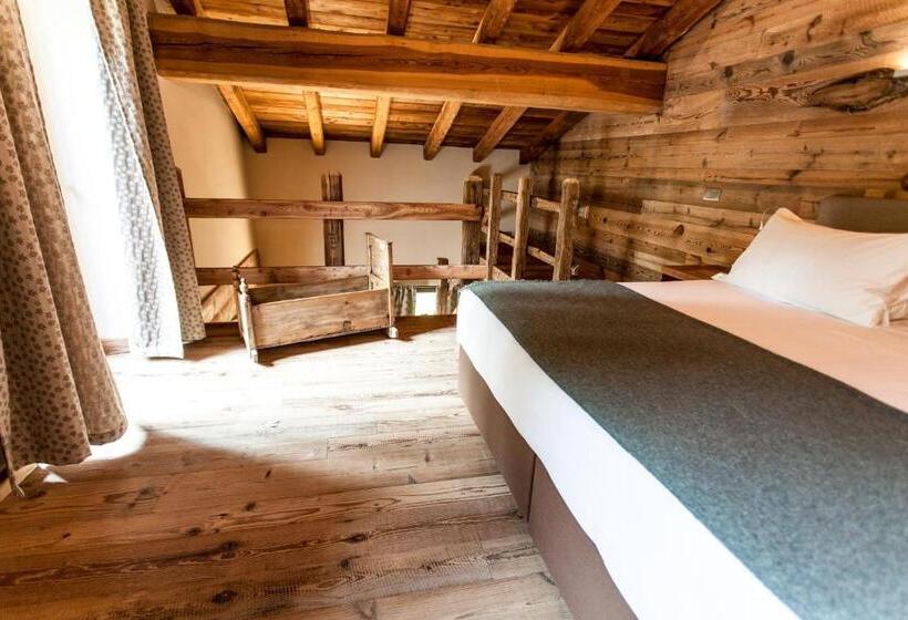 Deluxe Suite King Bed, Chalet Eden Eco Hotel, Restaurant & Wellness