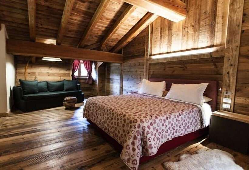 Deluxe Suite King Bed, Chalet Eden Eco Hotel, Restaurant & Wellness