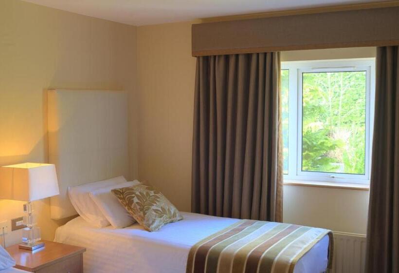 Номер Стандарт, Four Seasons Hotel & Leisure Club