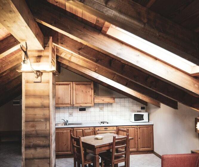 스탠다드 스튜디오, Chalet Della Guida