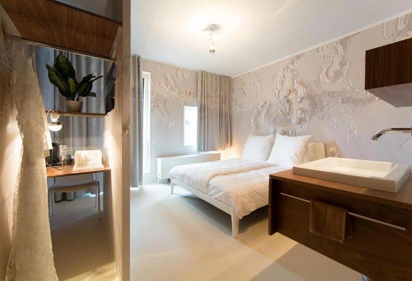 Номер Комфорт, Design Hotel Modez