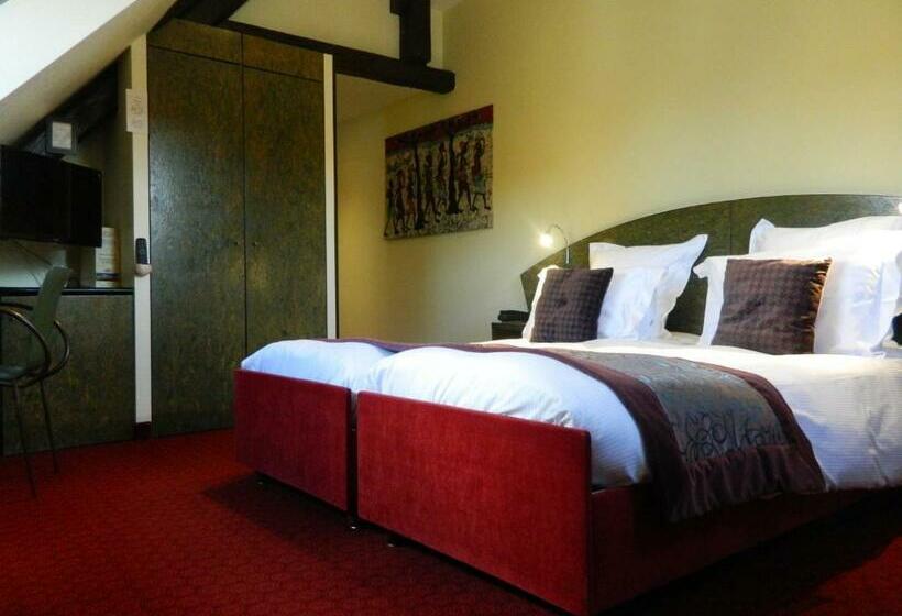 Номер Стандарт, L Hostellerie Du Château