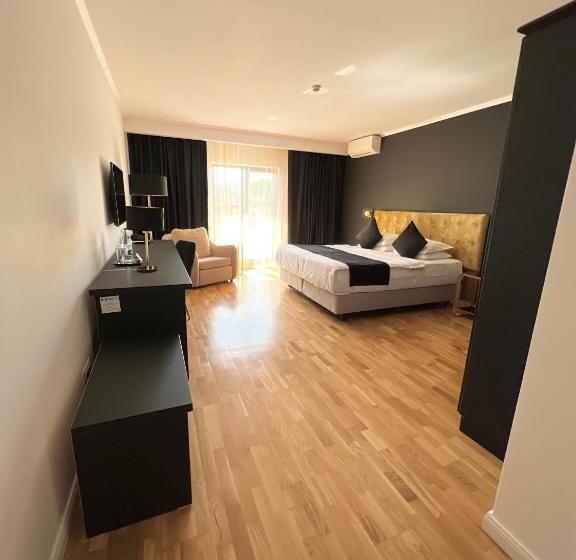 آپارتمان 1 خوابه با تراس, Krystal Boutique Mansion