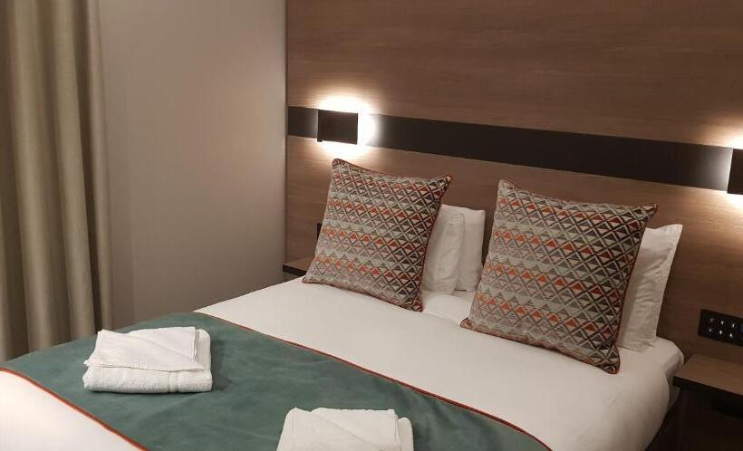 Номер Deluxe, Merit Kensington
