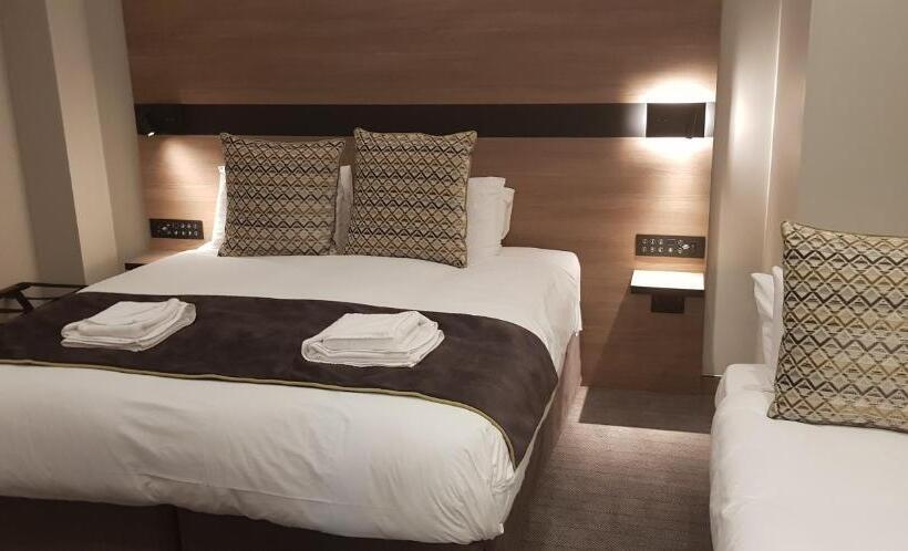 Трехместный Номер Superior, Merit Kensington