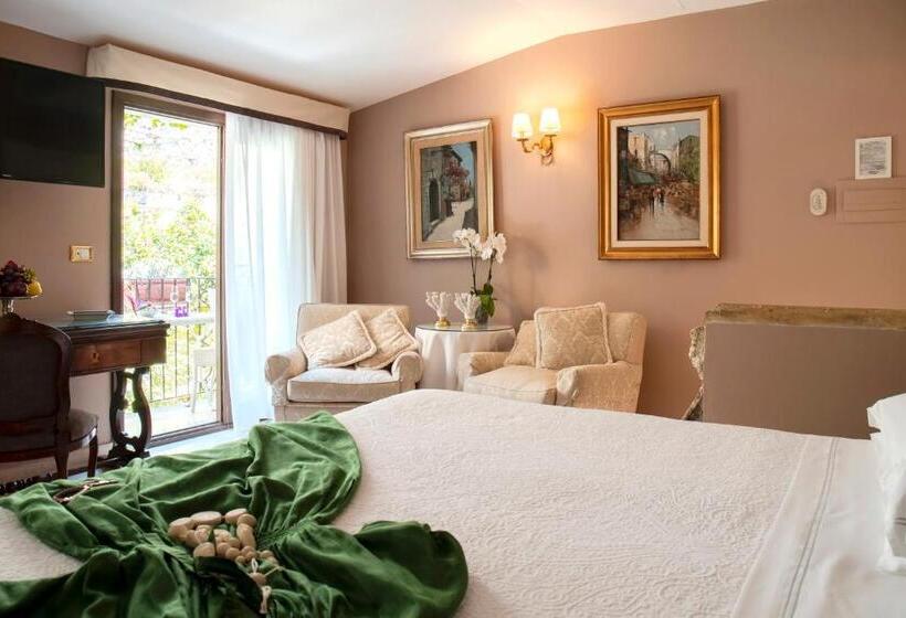Полулюкс, Villa Taormina