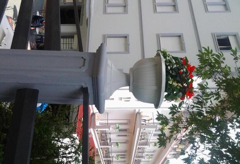 اتاق استاندارد, Albergo Hotel Verdi