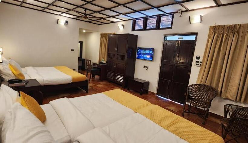 Quarto Quádruplo Deluxe, Kumarakom Tharavadu   A Heritage Hotel, Kumarakom