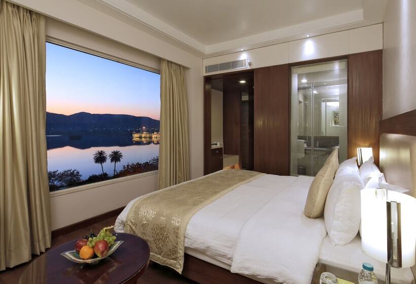 اتاق اجرایی, Regenta Central Jal Mahal, Jaipur