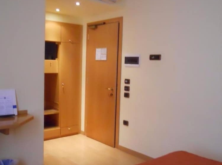 Номер Стандарт Индивидуальный, Albergo Italia