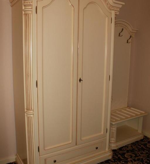 سوییت لوکس, Orient Braila