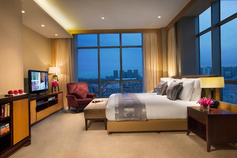 Апартаменты Премиум 1 Спальня, Somerset Grand Central Dalian