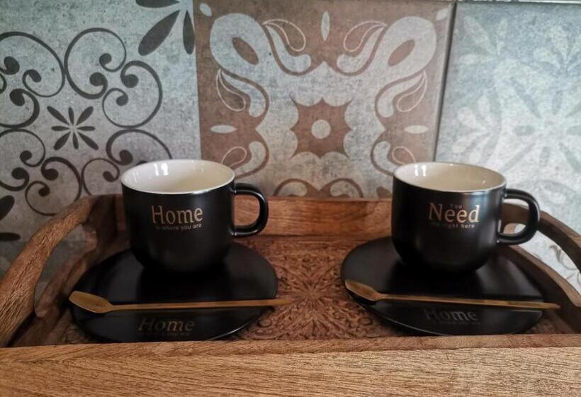 Номер Deluxe, Dr M Beauty Lounge And Guest House