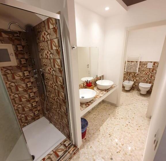 Quarto Estandar, Stella Maris