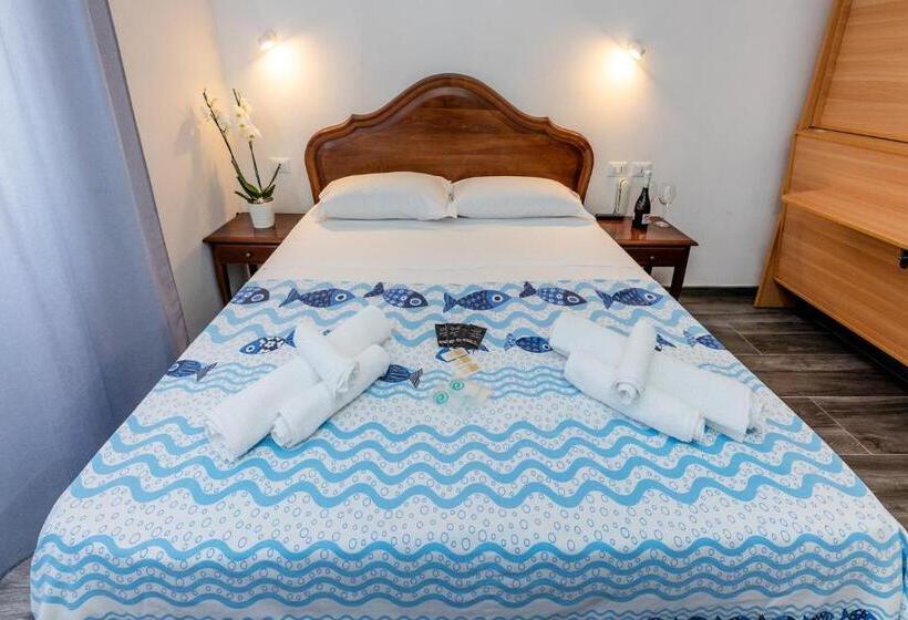 اتاق خانوادگی, B&b Oasi