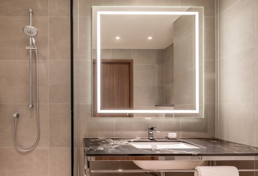 اتاق لوکس, Geneva Marriott