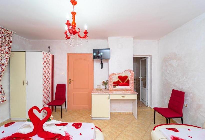 חדר אקונומי לשלושה, Boutique Guest House  Sofia