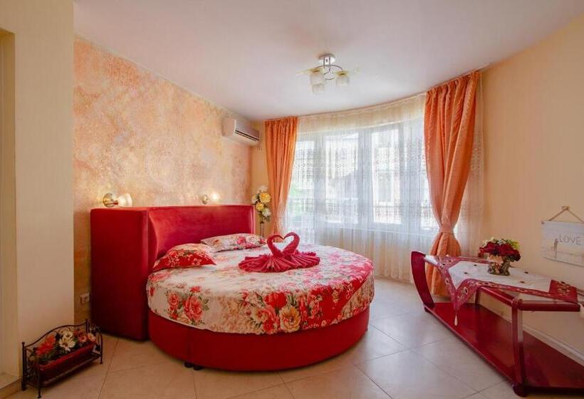 חדר דלוקס צדדי נוף לים, Boutique Guest House  Sofia