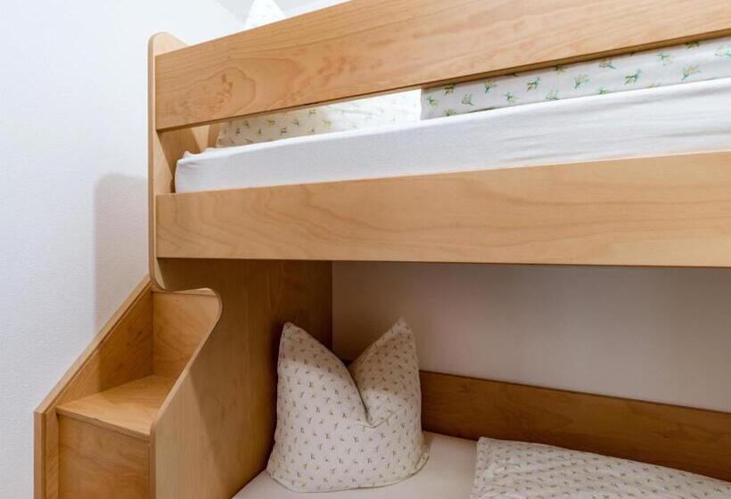 Апартаменты 3 Спальни, Pension Schusterhof