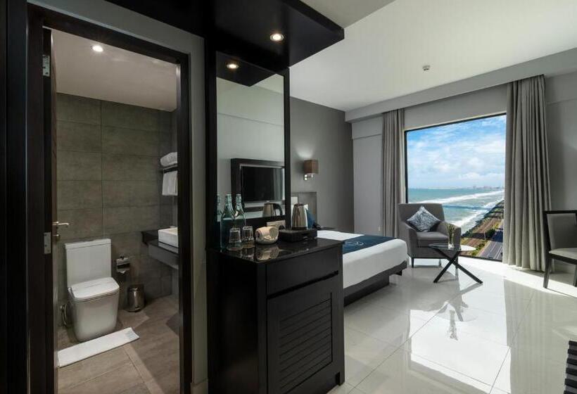 اتاق لوکس با تخت بزرگ, Maradha Colombo