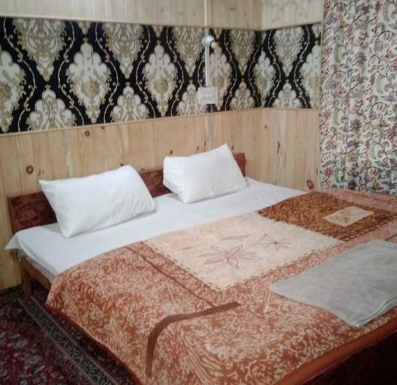 Номер Deluxe, Rainbow Palace Pahalgam