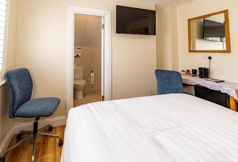 Quarto Estandar, Aisling Guest House