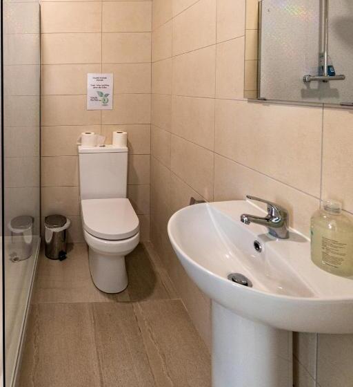 Quarto Triplo Estandar, Aisling Guest House