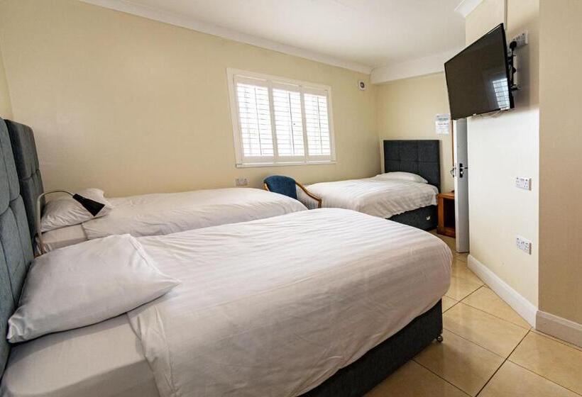Camera Tripla Standard, Aisling Guest House