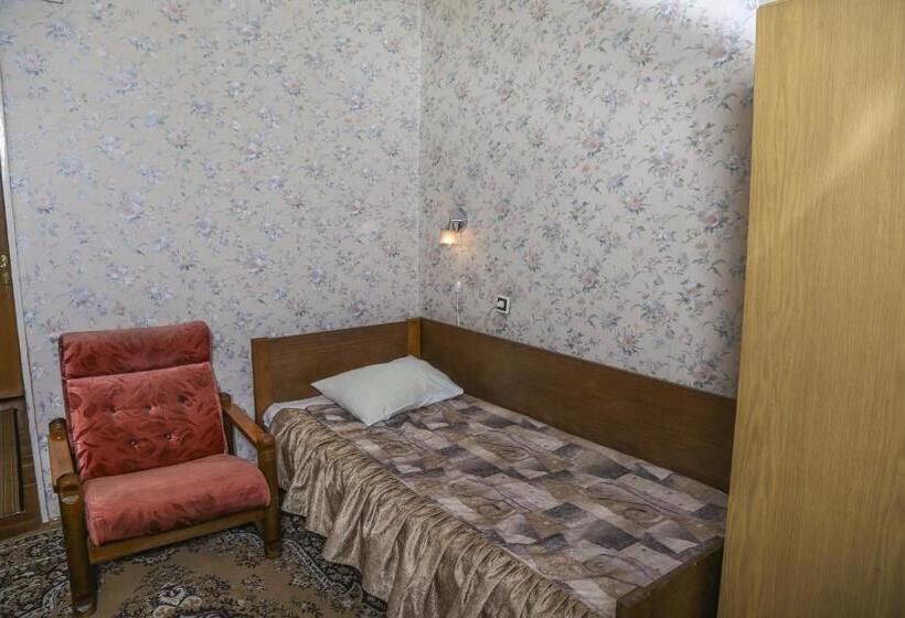 اتاق اکونومی یک تخته, Dnepropetrovsk