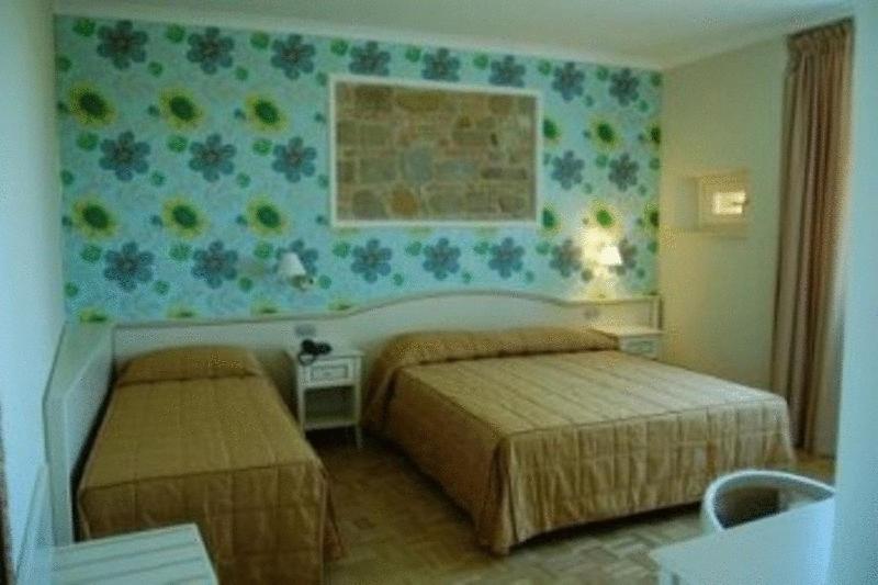 Номер Стандарт Трехместный, Relais Villa Fornari