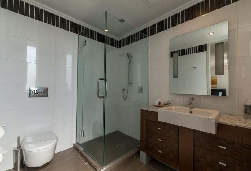 Апартаменты 4 Спальни, Sacred Waters Taupo